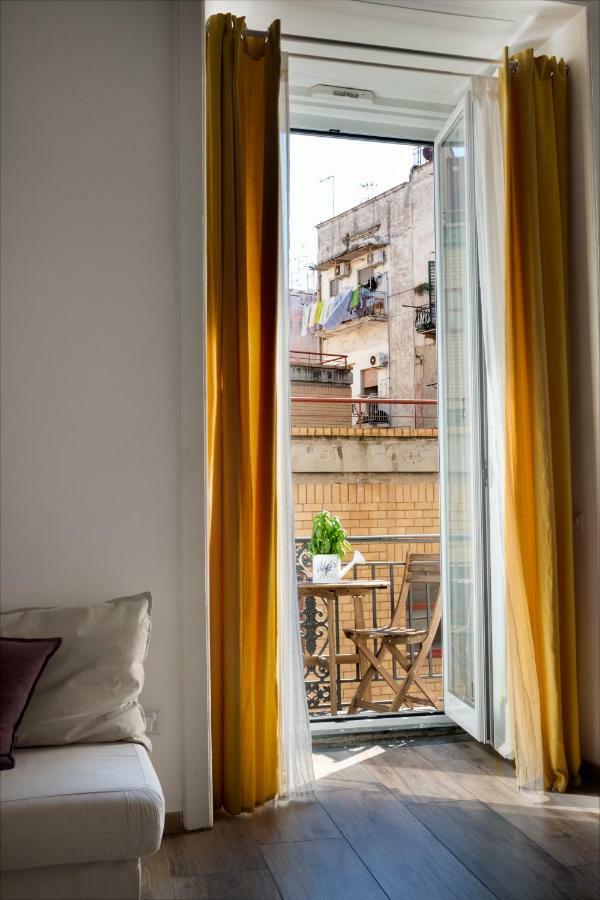 Casa Vacanza Il Sole Di Napoli Exteriör bild